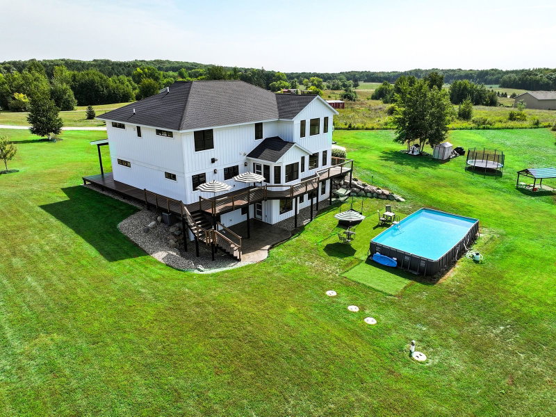 606 Venture Lane NE - Photo 4