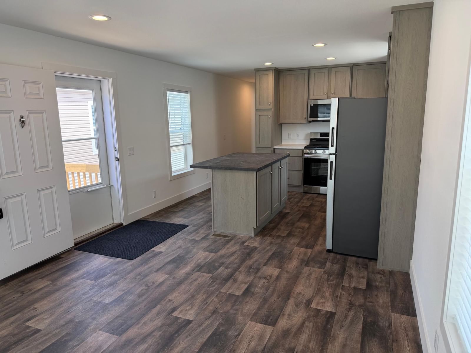 1611 6th Avenue E #A5