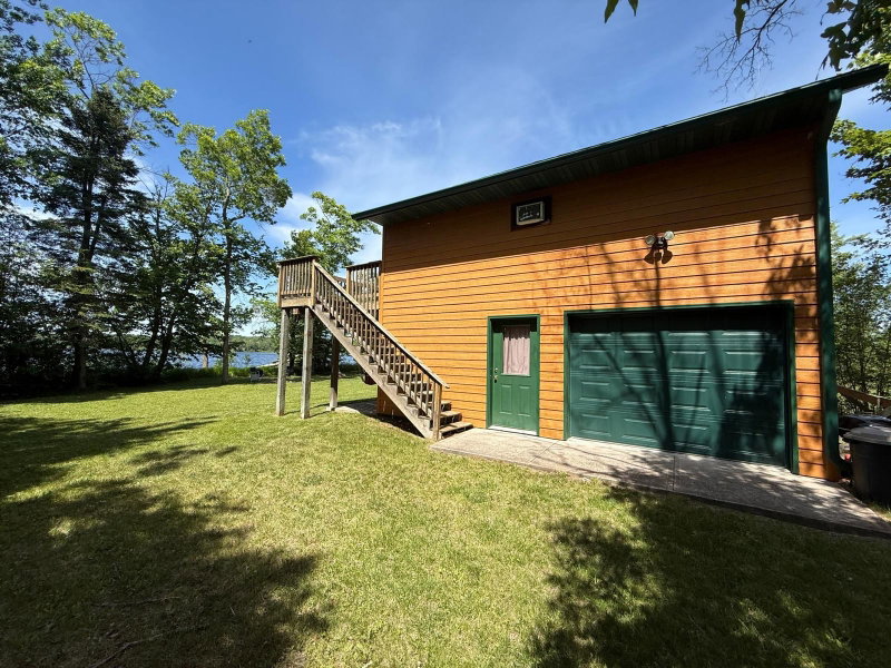 63511 Petry Road - Photo 25
