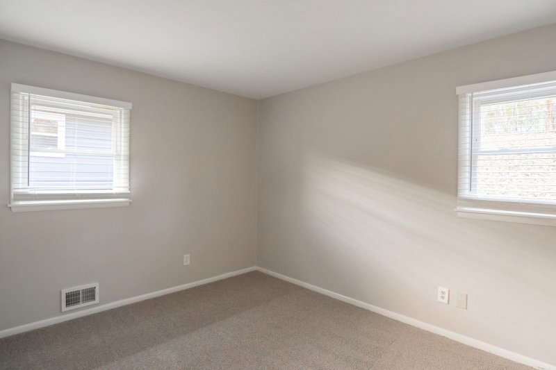 6418 Knoll Street N - Photo 14