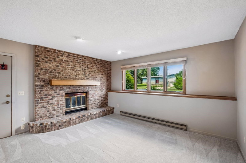1790 Crestridge Lane - Photo 20