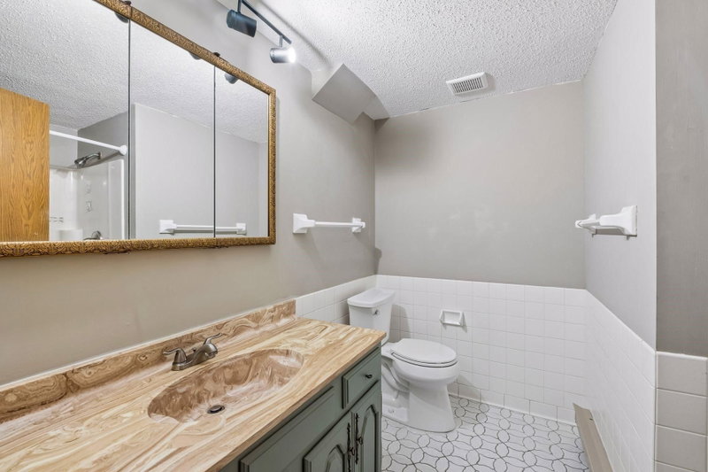 1790 Crestridge Lane - Photo 27