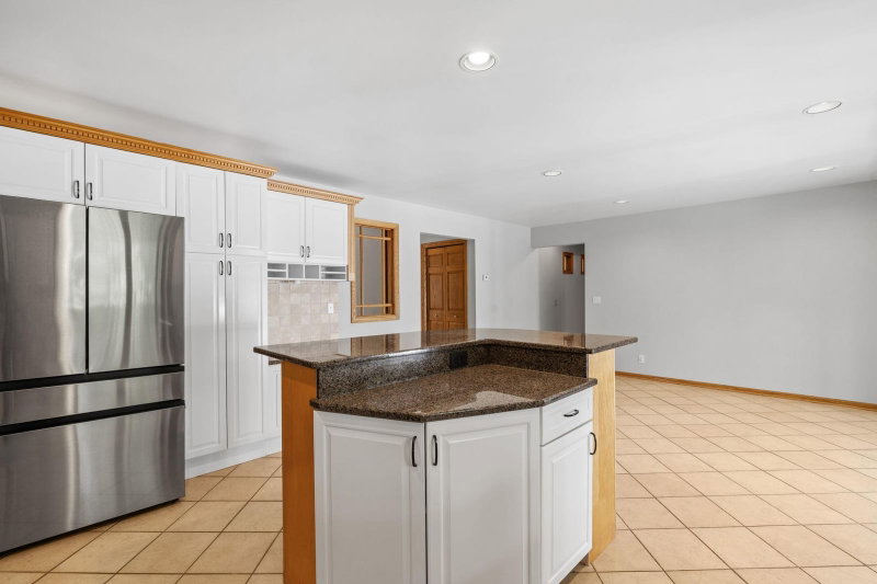 5010 Diane Drive - Photo 32