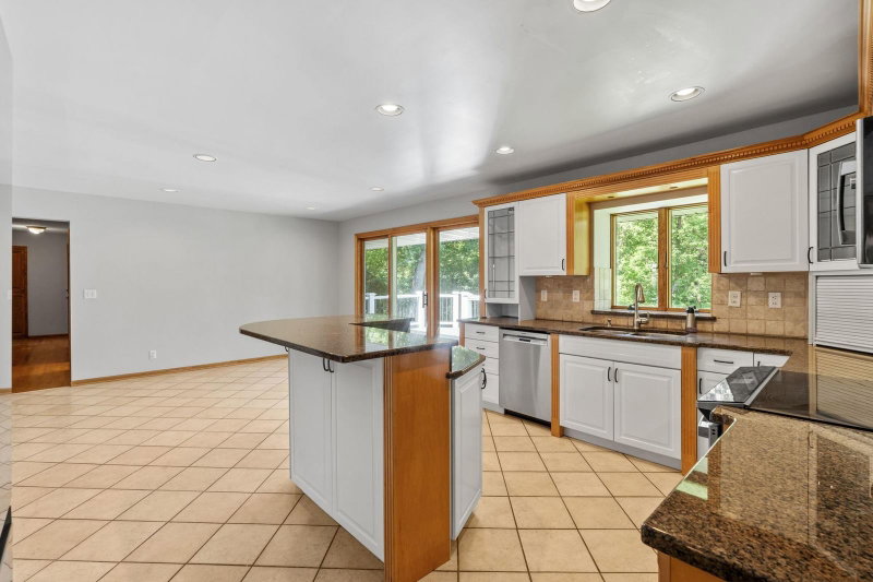 5010 Diane Drive - Photo 33