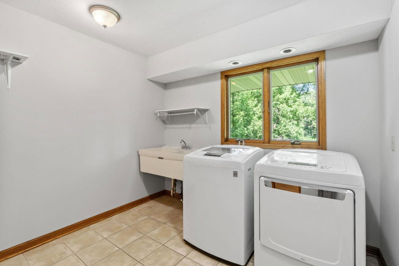 5010 Diane Drive - Photo 40