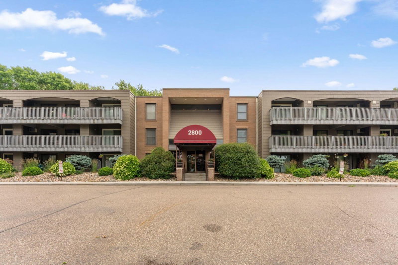 2800 Hamline Avenue N #216 - Photo 20