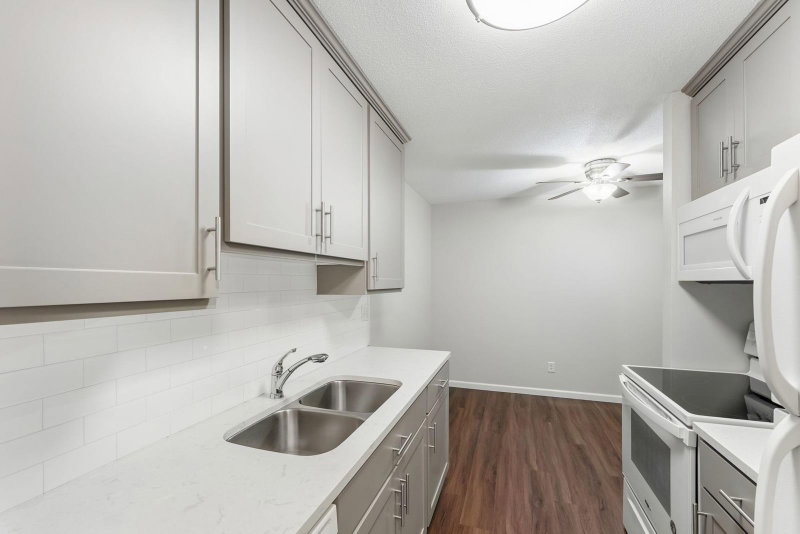 2800 Hamline Avenue N #216 - Photo 9
