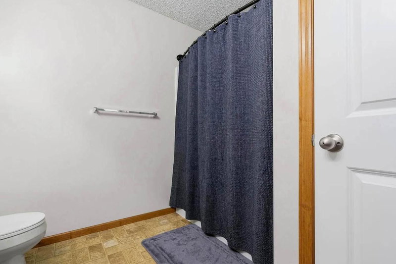 407 Lookout Place NE - Photo 17