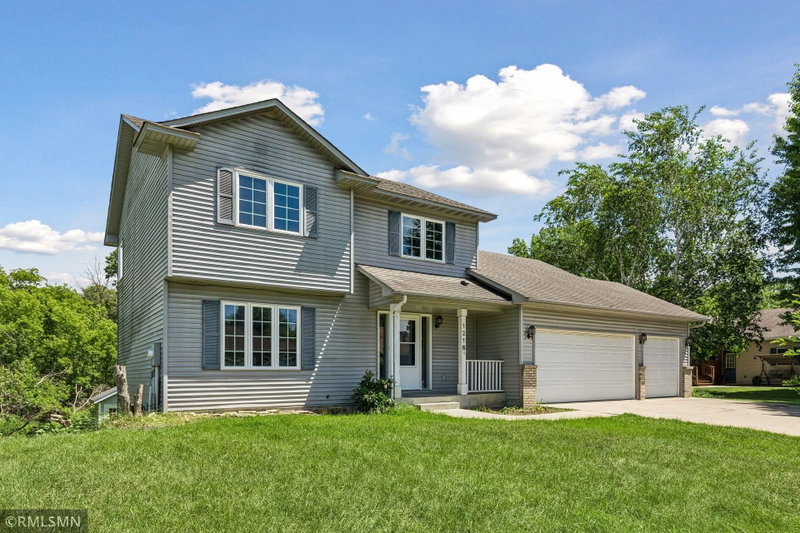 1216 Cuylle Bay
