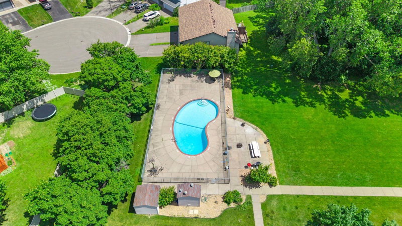 2801 Flag Avenue N #212 - Photo 40