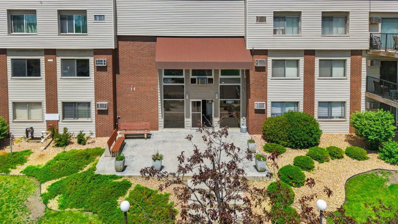 2801 Flag Avenue N #212 - Photo 8