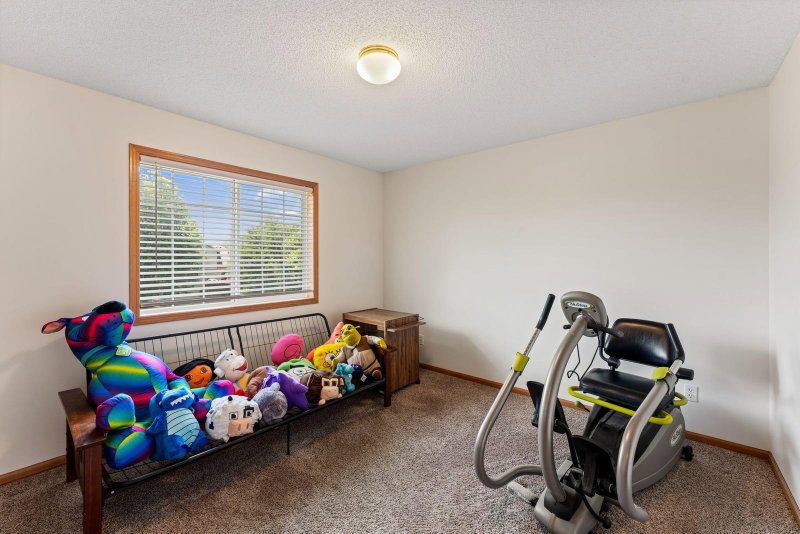 3309 Carnation Avenue N - Photo 24