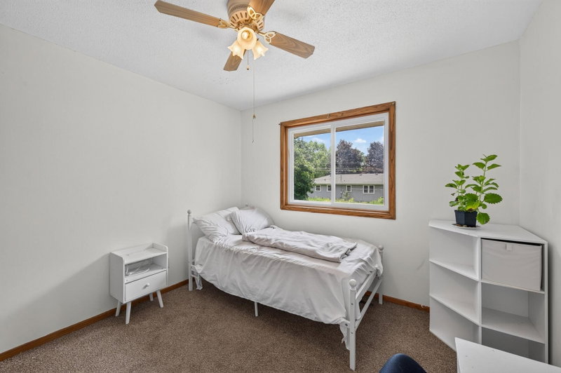 6709 Brunswick Avenue N - Photo 21