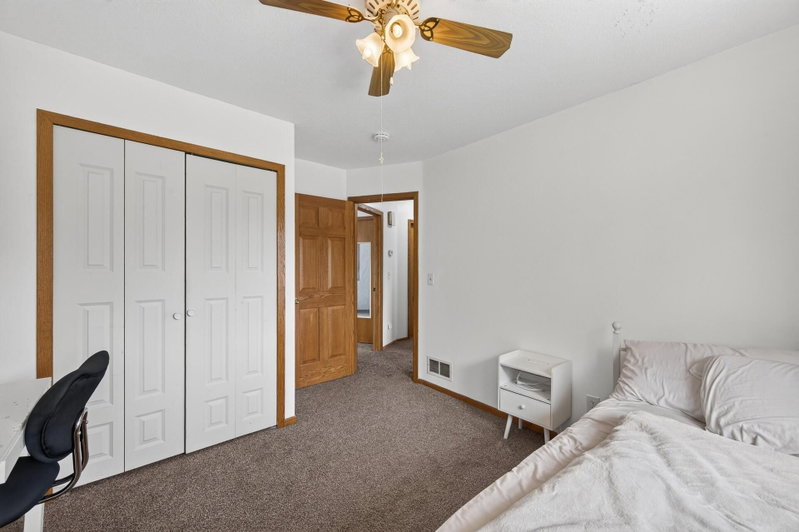 6709 Brunswick Avenue N - Photo 22