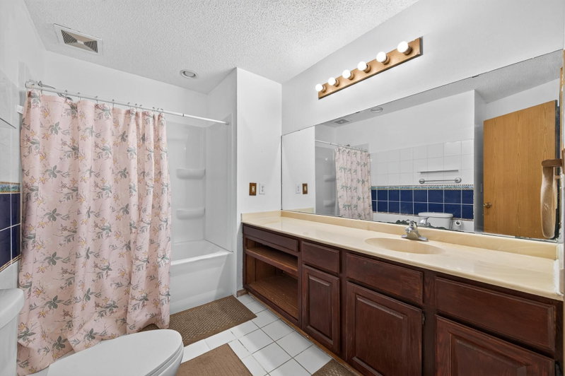 6709 Brunswick Avenue N - Photo 30