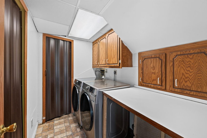 6709 Brunswick Avenue N - Photo 36