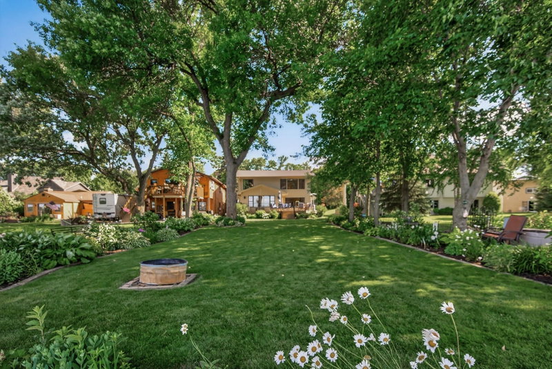 2790 S Shore Drive - Photo 40
