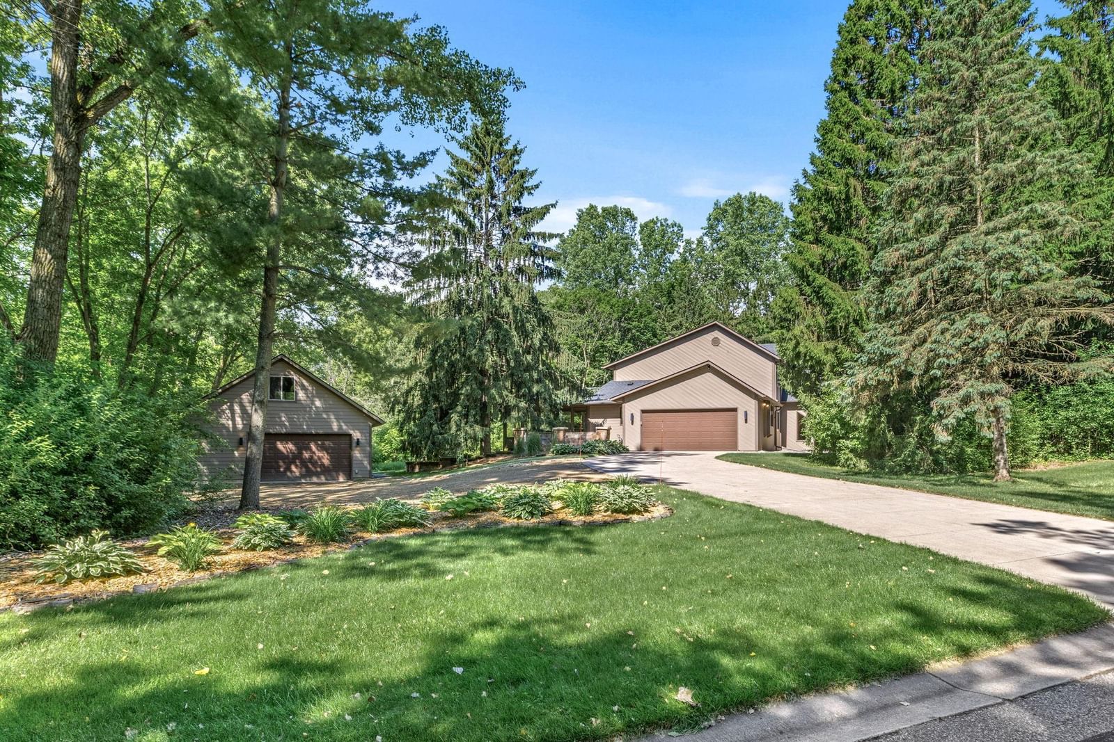 4572 Wild Canyon Drive
