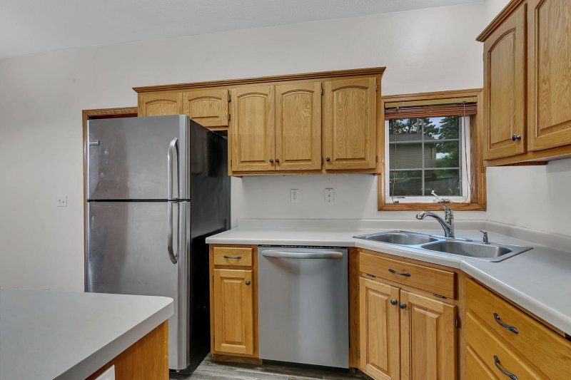 212 3rd Avenue N - Photo 15