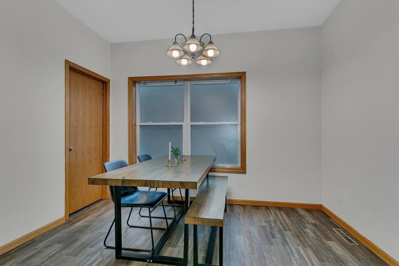 212 3rd Avenue N - Photo 19
