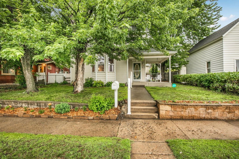 212 3rd Avenue N - Photo 22