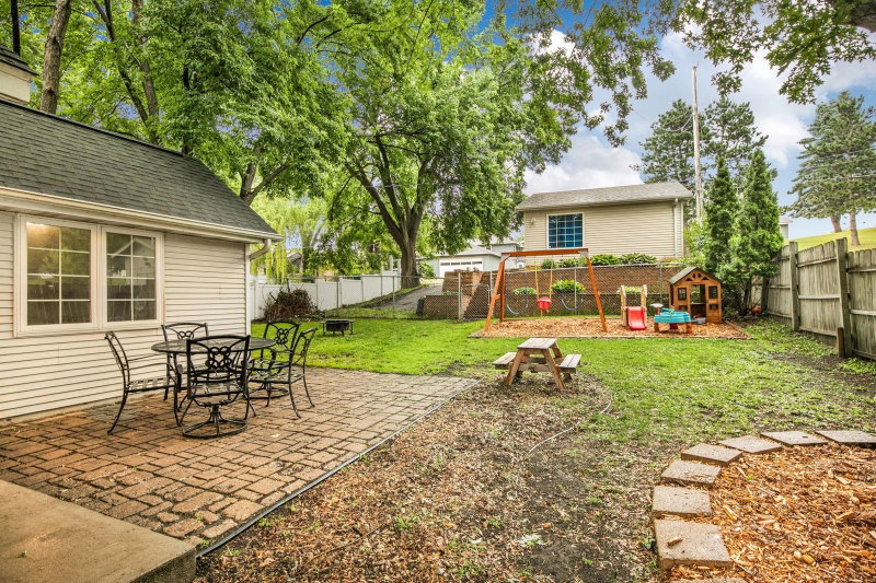 212 3rd Avenue N - Photo 32