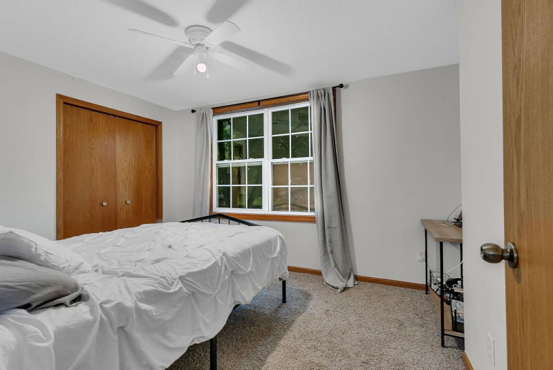 212 3rd Avenue N - Photo 6