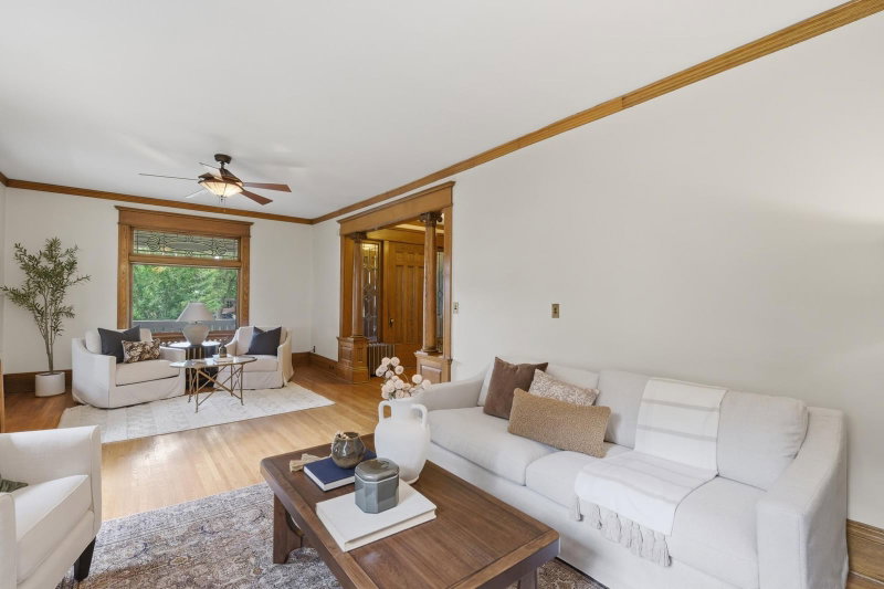 1732 Summit Avenue - Photo 7