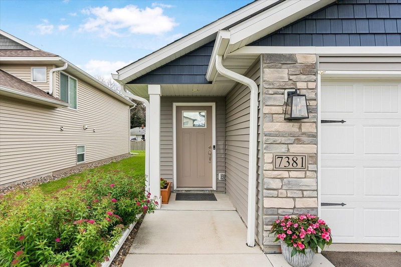 7381 Degrio Way - Photo 3