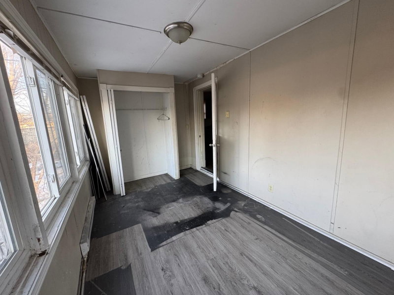 633 Parkway Drive - Photo 11