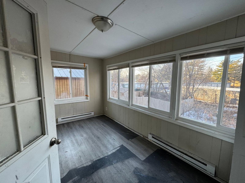 633 Parkway Drive - Photo 10