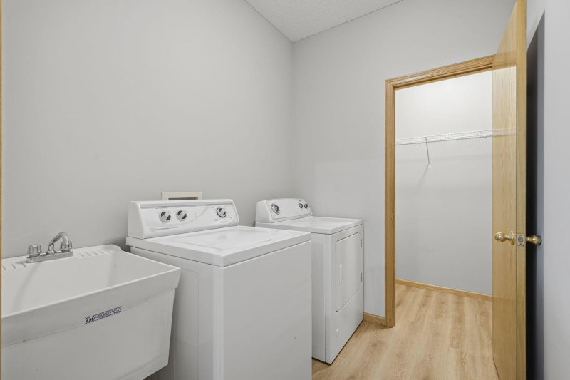4104 Jarmann Lane - Photo 21