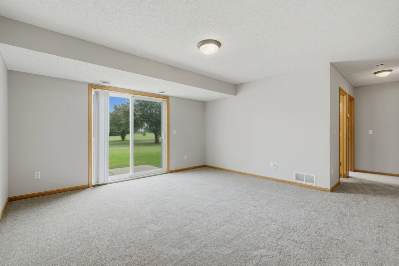 4104 Jarmann Lane - Photo 5