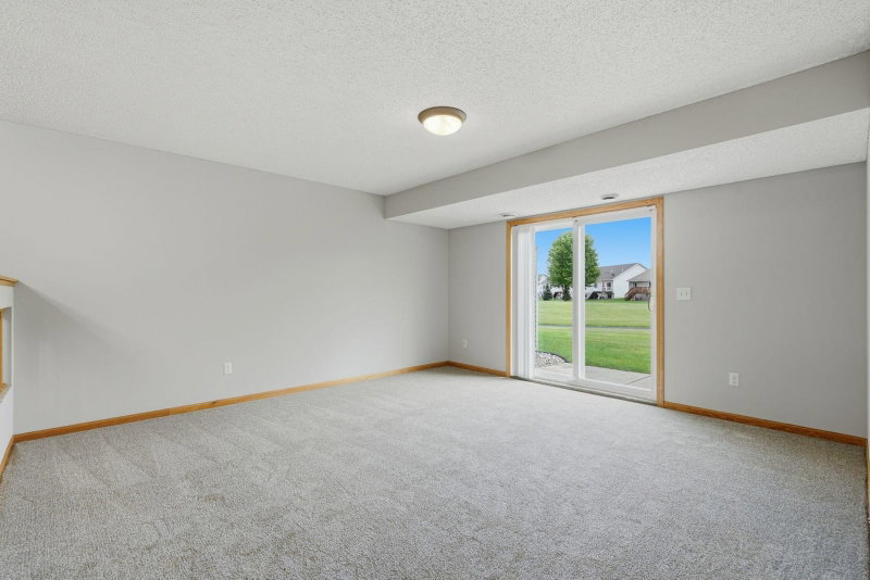 4104 Jarmann Lane - Photo 6