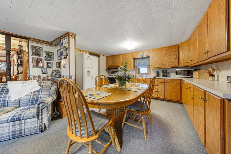 533 9th Street NW - Photo 15