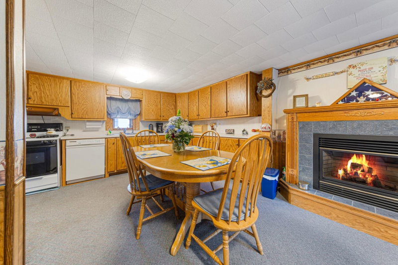 533 9th Street NW - Photo 3