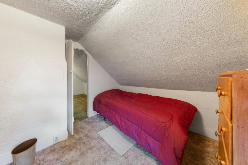 533 9th Street NW - Photo 9