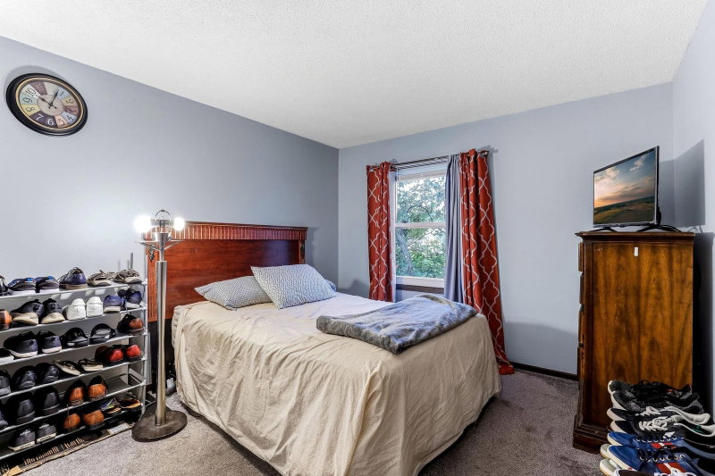 6877 Grenwich Lane N - Photo 8