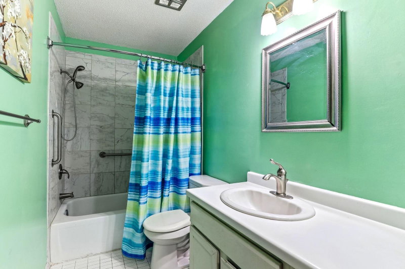 6877 Grenwich Lane N - Photo 9