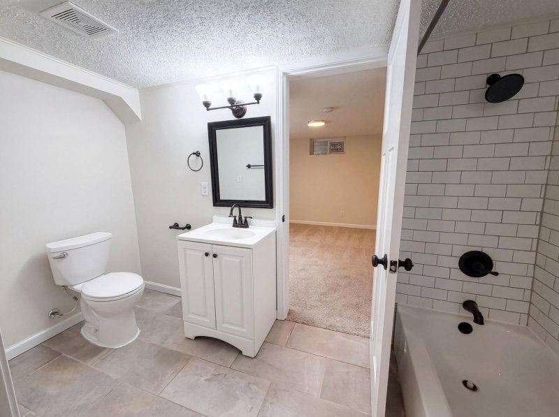 1695 Abell Street - Photo 16