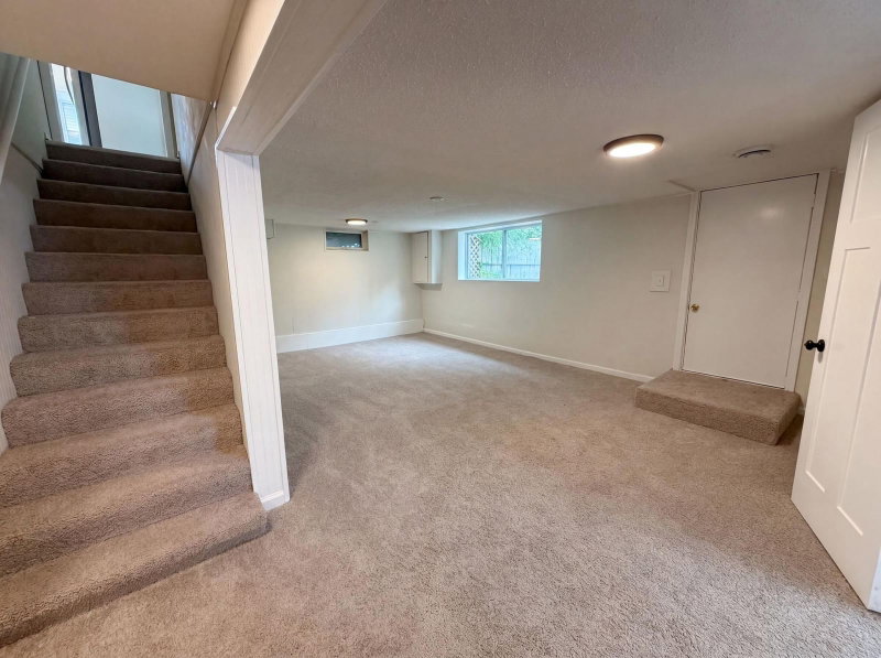 1695 Abell Street - Photo 20