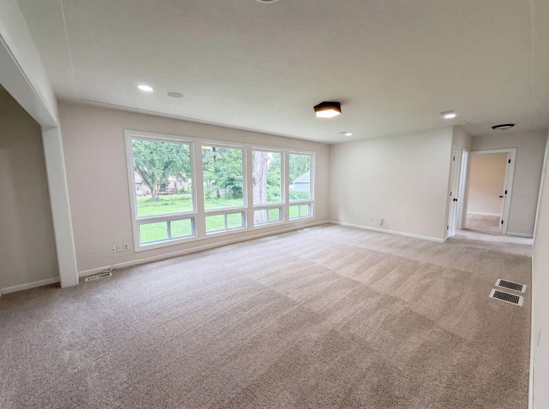 1695 Abell Street - Photo 3