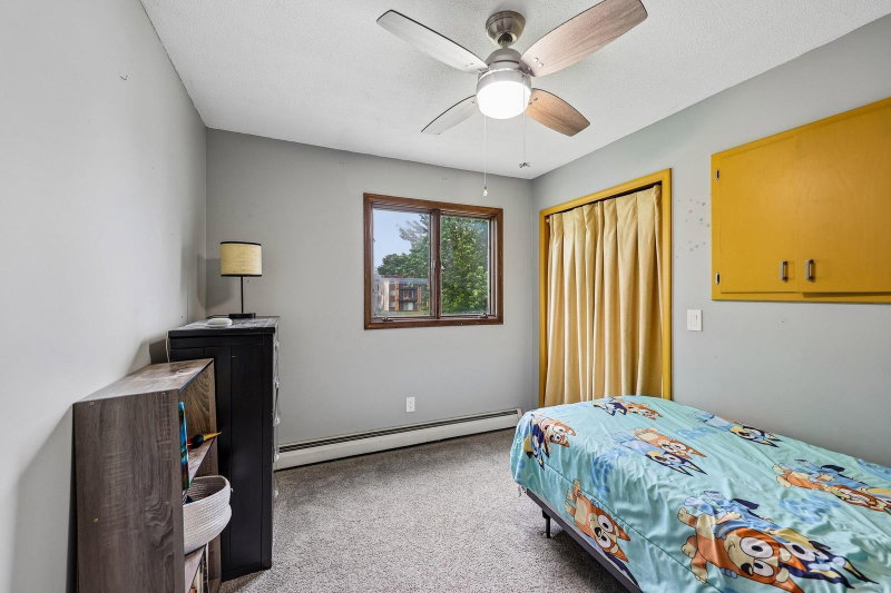 1720 69th Avenue N - Photo 20