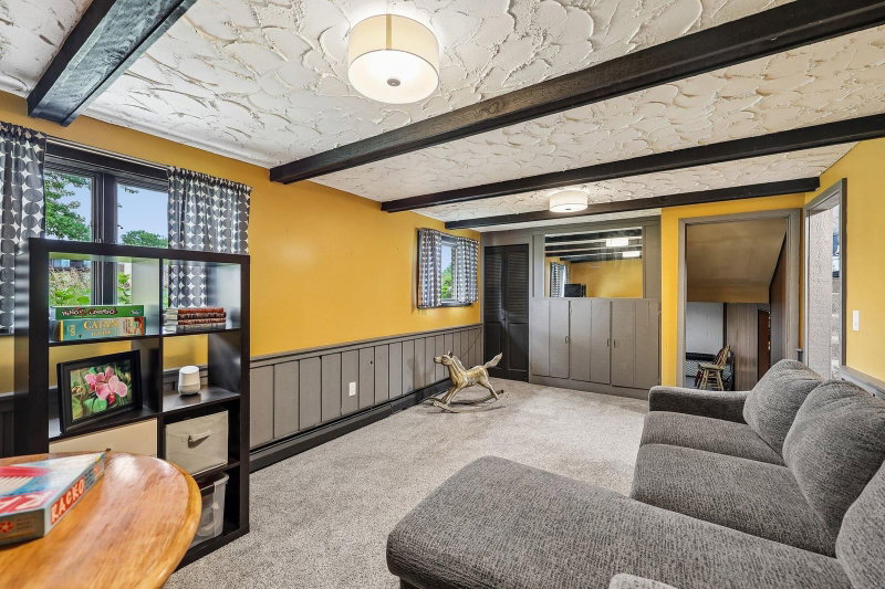 1720 69th Avenue N - Photo 25