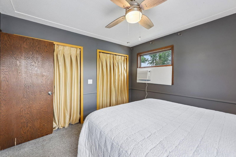 1720 69th Avenue N - Photo 31