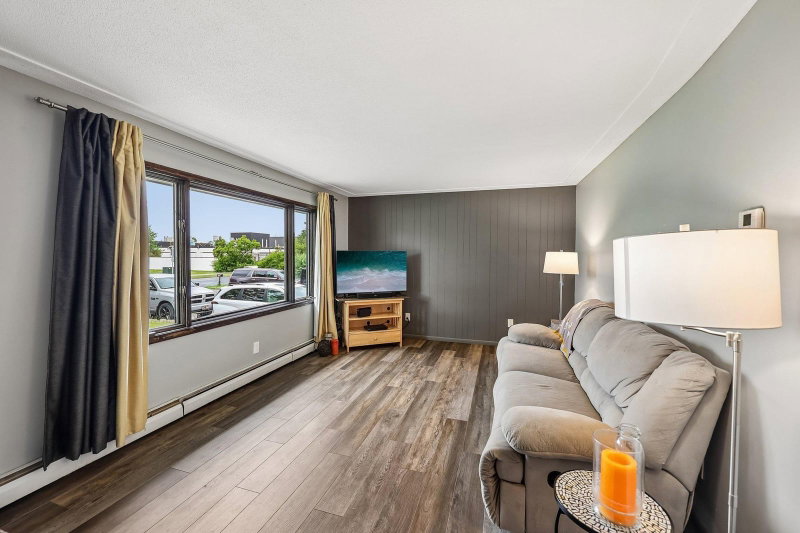 1720 69th Avenue N - Photo 10