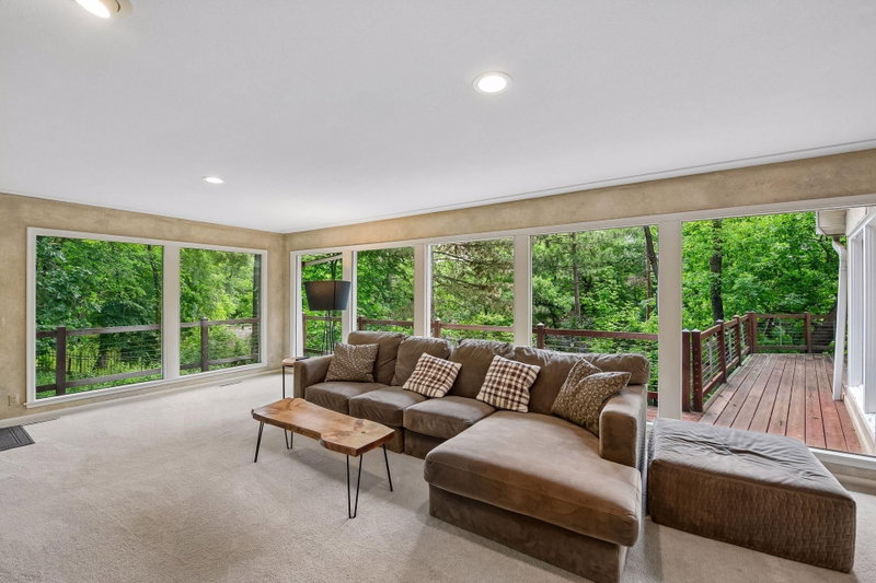 12001 Hilloway Road W - Photo 10