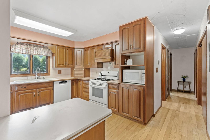 6041 Sumter Place N - Photo 23