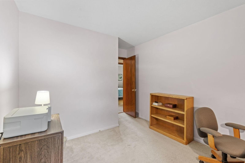 6041 Sumter Place N - Photo 37
