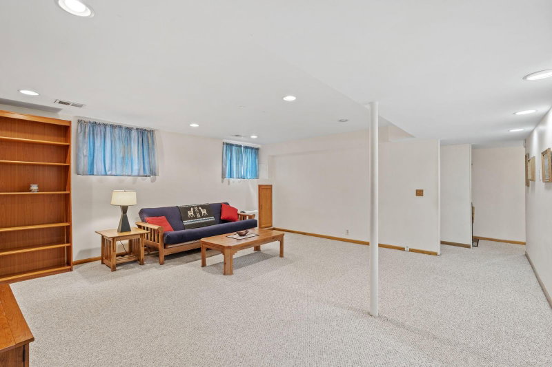6041 Sumter Place N - Photo 41